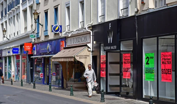 Epernay, Francia - 26 luglio 2016: pittoresca città d'estate — Foto Stock