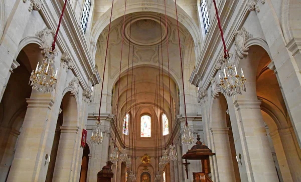 Versalhes, França - 13 de agosto de 2016: Catedral de Saint Louis — Fotografia de Stock