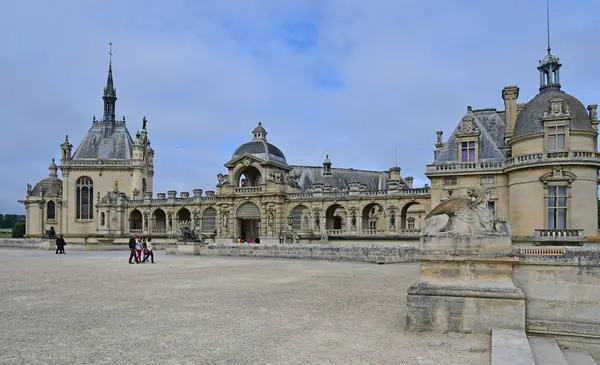 Chantilly, France - august 14 2016 : castle of Chantilly — Stock Photo, Image