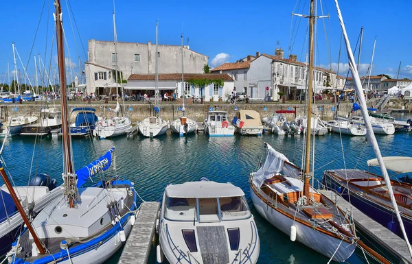 Saint Martin de Re, France - sSeptember 25 2016: picturesque vil — стоковое фото