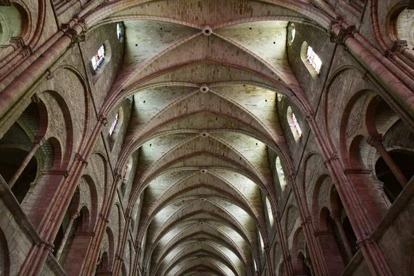 Reims, Frankrike - juli 26 2016: Saint Remi basilica — Stockfoto