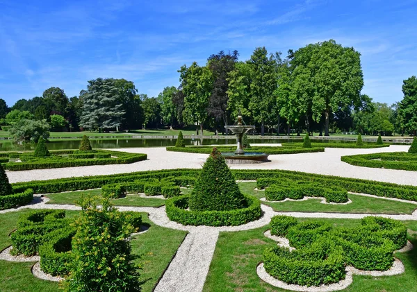 Chantilly, Francia - 14 agosto 2016: castello di Chantilly — Foto Stock