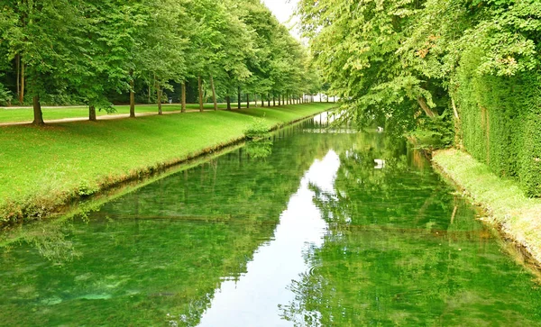 Chantilly, França - 14 de agosto de 2016: castelo de Chantilly — Fotografia de Stock