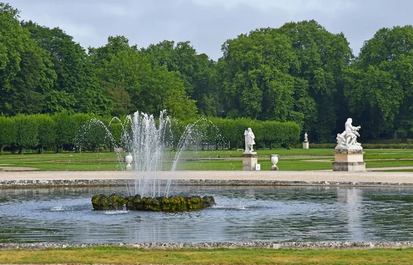 Chantilly, France - august 14 2016 : castle of Chantilly — Stock Photo, Image