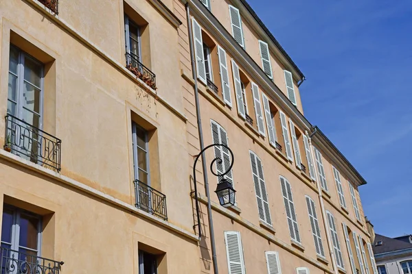 Versailles, France - august 13 2016 : picturesque city center in — Stock Photo, Image