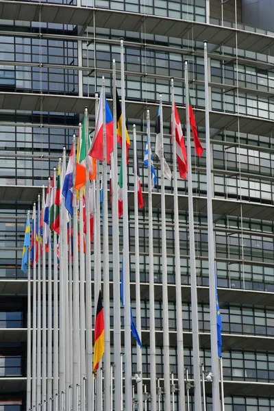 Estrasburgo, Francia - 24 de julio de 2016: Parlamento Europeo — Foto de Stock