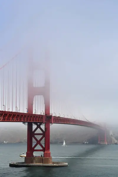 San Francisco; USA - juli 13 2016: Golden Gate brug — Stockfoto