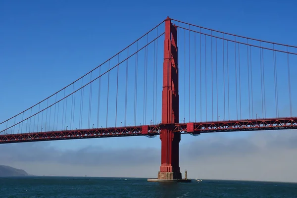 San Francisco; ABD - 13 Temmuz 2016: Golden Gate Köprüsü — Stok fotoğraf