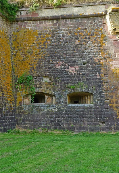 Neuf Brisach, França - 23 de julho de 2016: fortificação no verão — Fotografia de Stock