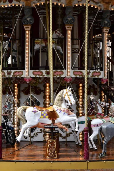 Strasbourg, Frankrijk - 22 juli-2016: carrousel — Stockfoto