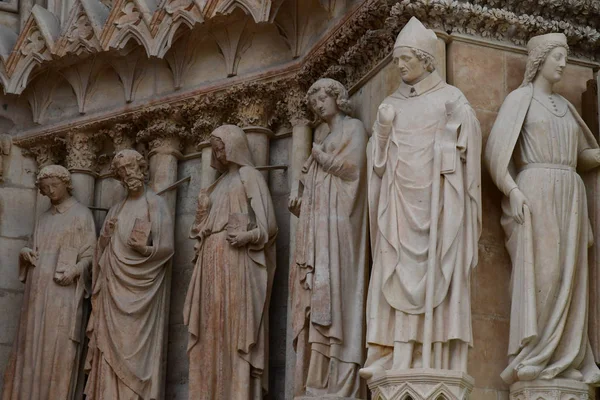 Reims, France - july 25 2016 : Notre Dame cathedral — Stock Photo, Image