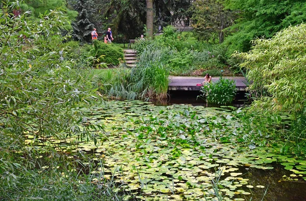 Estrasburgo, França - 24 de julho de 2016: jardim botânico da univ — Fotografia de Stock