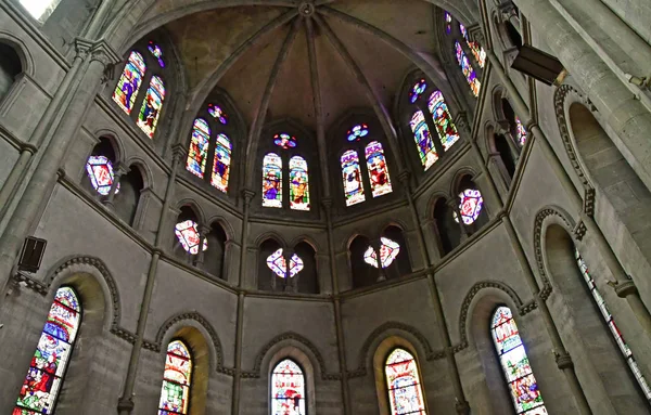 Epernay, Francie - červenec 26 2016: Notre Dame church — Stock fotografie