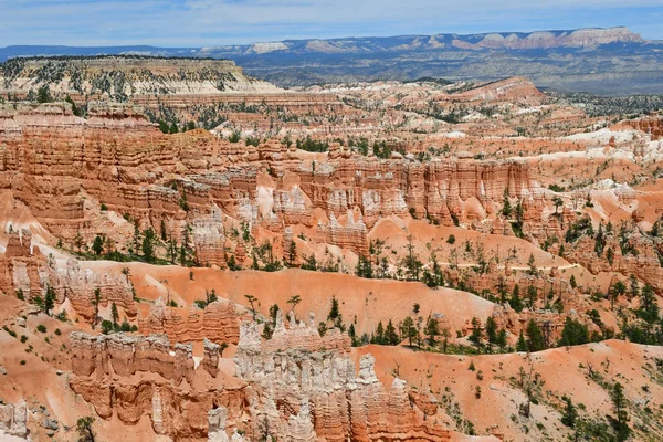 Bryce Canyon, Estados Unidos - 9 de julio de 2016: Parque Nacional — Foto de Stock