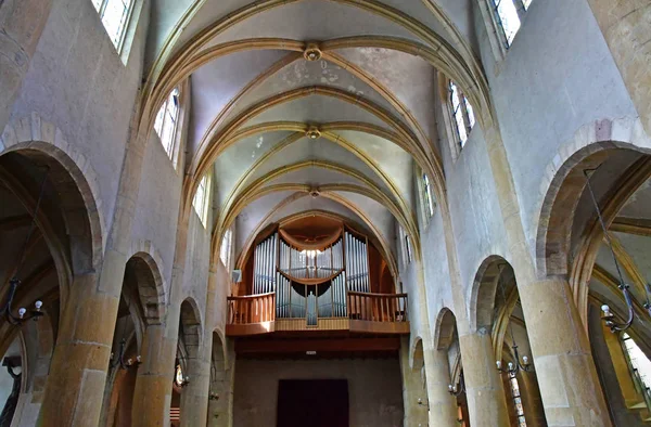 Metz, France - 25 juillet 2016 : pittoresque église Saint Maximin — Photo