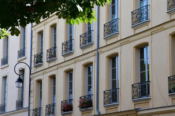 Версаль, Франція - Серпень 13 2016: мальовничими міський центр в — стокове фото