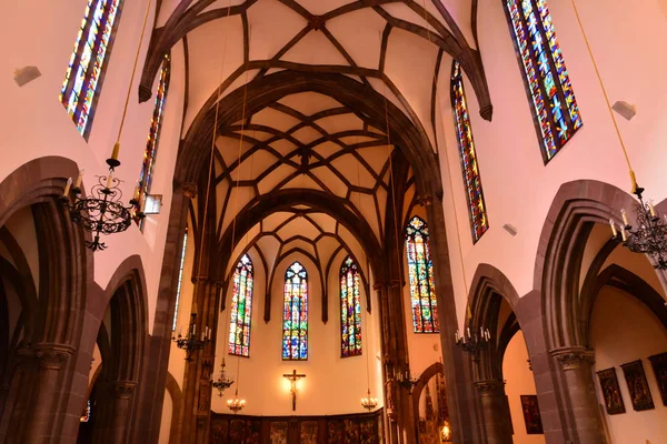 Estrasburgo, França - 28 de julho de 2017: Igreja de Saint Pierre le Vieux — Fotografia de Stock