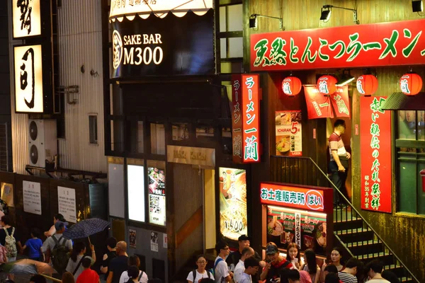 Osaka, Giappone - 4 agosto 2017: Distretto di Namba — Foto Stock