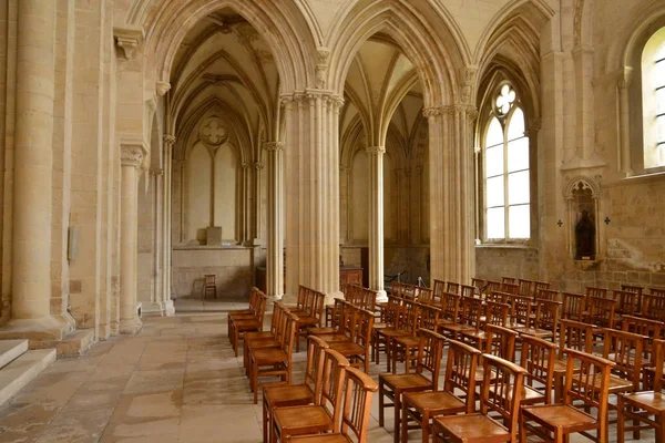 Caen; Francia - 17 de julio de 2017: el Abbaye aux Dames — Foto de Stock