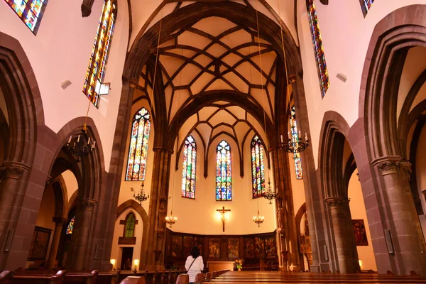 Strasburgo, Francia - 28 luglio 2017: Chiesa di Saint Pierre le Vieux — Foto Stock