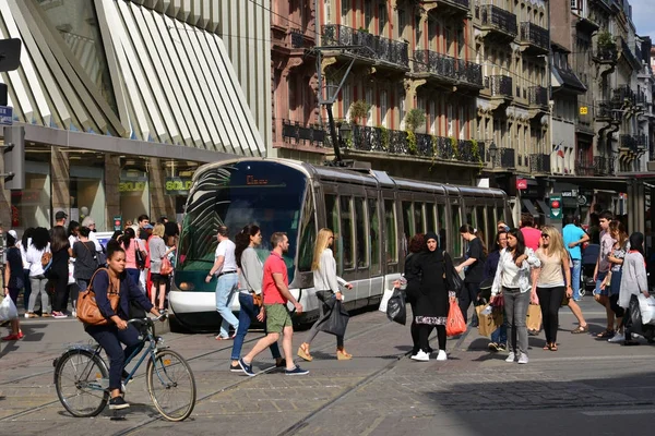 Strasbourg, France - july 28 2017 : tramway — Stock Photo, Image