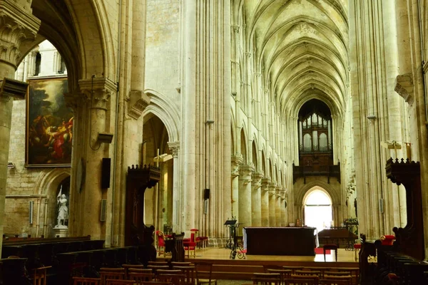 Lisieux; France - july 17 2017 : Saint Pierre cathedral — Stock Photo, Image