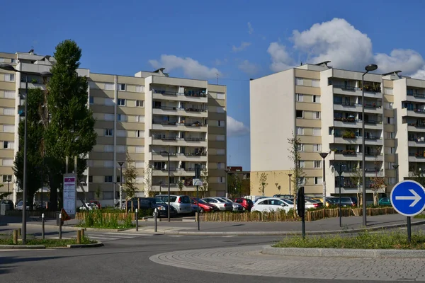 Les Mureaux; França - 2 de setembro de 2017: construção — Fotografia de Stock