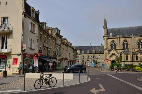 Douvres la delivrande; france - 17. Juli 2017: Stadtzentrum — Stockfoto