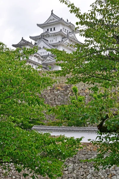 Himeji; Japão - 7 de agosto de 2017: castelo medieval — Fotografia de Stock