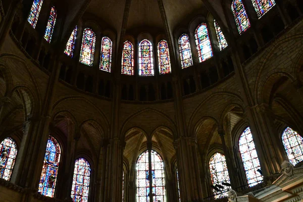 Reims, France - july 26 2016 : Saint Remi basilica — Stock Photo, Image