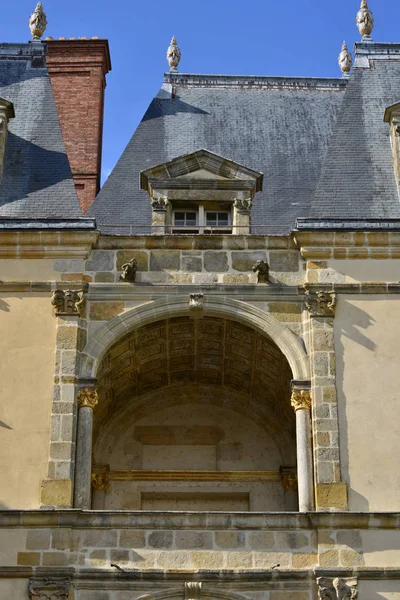 Fontainebleau, Frankrijk - 21 juli-2017: historische kasteel — Stockfoto