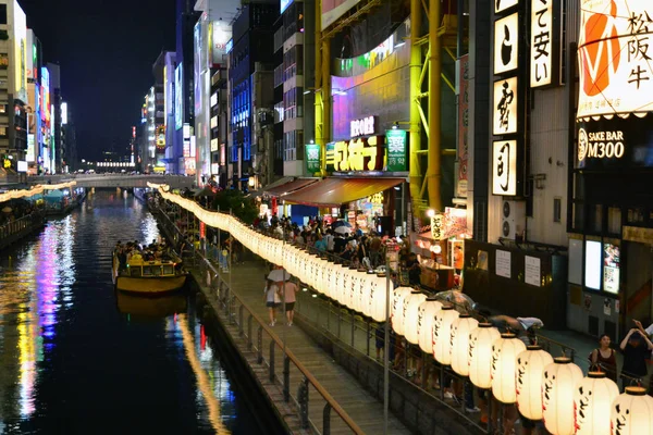 Osaka, Giappone - 4 agosto 2017: Distretto di Namba — Foto Stock