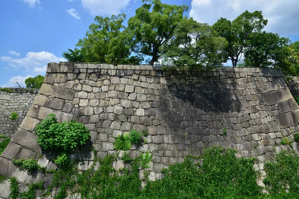 Osaka, Japonya - Ağustos 5 2017: tarihi kale — Stok fotoğraf