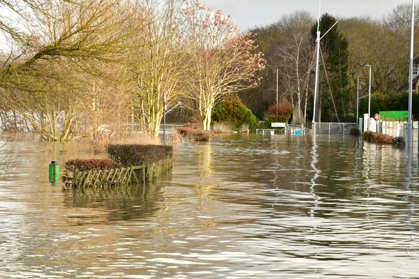 Les Mureaux; France - january 29 2018 : rise in the water level — Stock Photo, Image