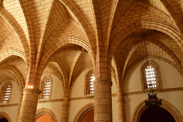 Santo Domingo, Repubblica Dominicana - 31 maggio 2017: cattedrale — Foto Stock