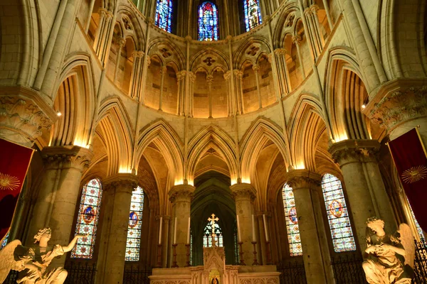 Lisieux; Fransa - 17 Temmuz 2017: Saint Pierre Katedrali — Stok fotoğraf