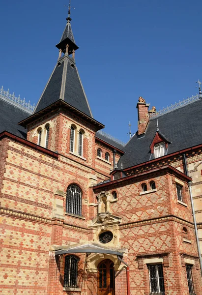 Les Mureaux; França - setembro de 2011: Bouvaist house — Fotografia de Stock