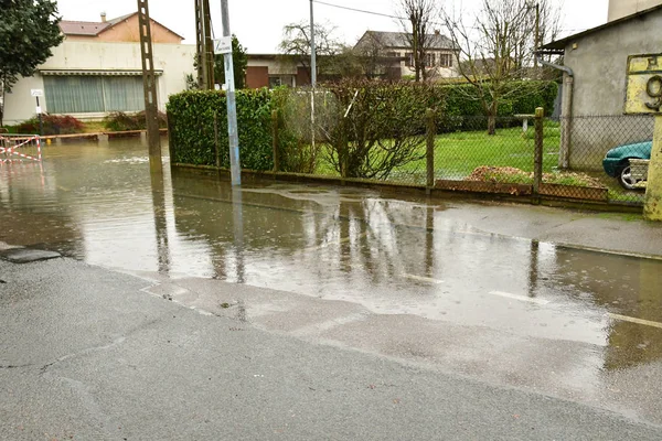 Les Mureaux; Francia - 29 de enero de 2018: aumento del nivel del agua —  Fotos de Stock