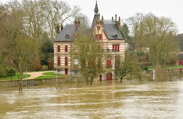 Les Mureaux; Frankrike - januari 29 2018: ökning av vattennivån — Stockfoto
