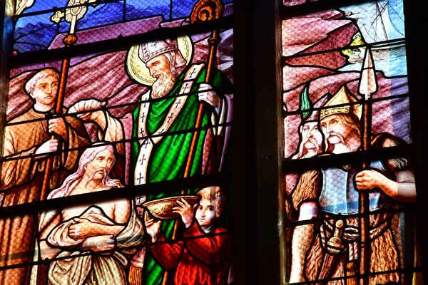 Batz sur Mer, França - 12 de abril de 2017: Igreja de Saint Guenole — Fotografia de Stock