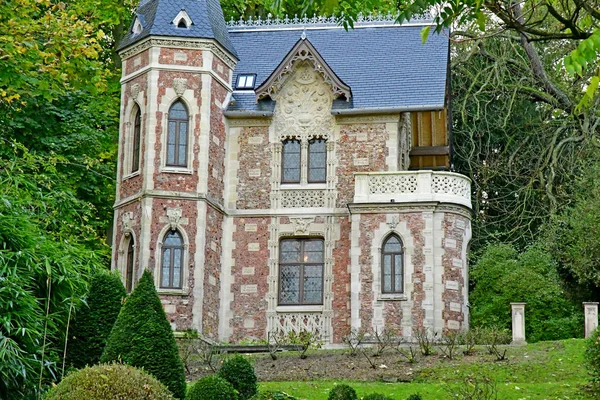 Le Port Marly; Francia - 5 de noviembre de 2017: Alexandre Dumas Monte —  Fotos de Stock