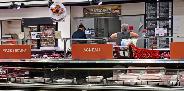 Orgeval; Francia - 24 giugno 2019: il centro commerciale — Foto Stock