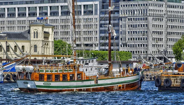 Oslo; Norwegen - 8. August 2019: altes Boot — Stockfoto