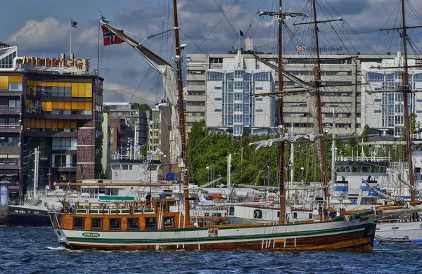 Oslo; Noruega - 8 de agosto de 2019: barco velho — Fotografia de Stock