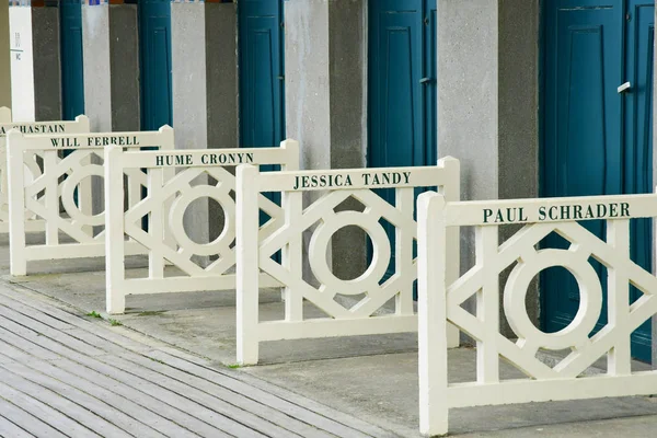 Deauville, france - september 27 2019: les planches in der nähe des be — Stockfoto