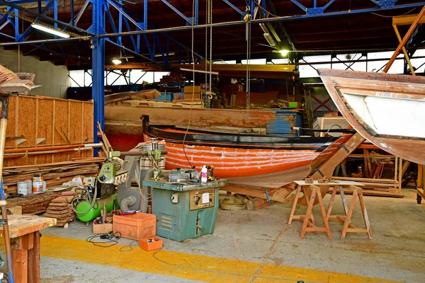 Rouen, France - 10 juin 2019 : restauration de vieux bateaux — Photo