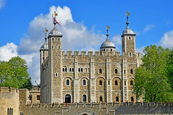 London; England - 5. Mai 2019: Themse-Flusskreuzfahrt — Stockfoto