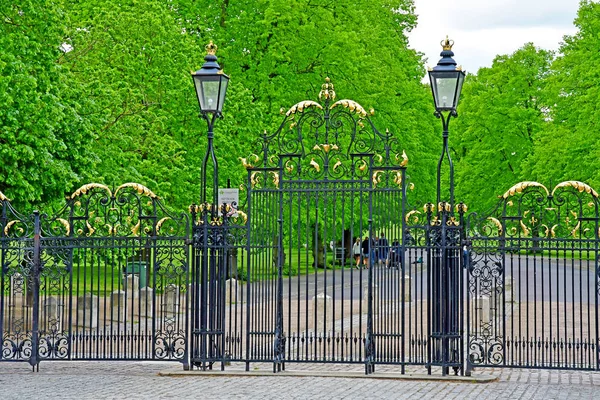 伦敦，格林威治；英格兰- 2019年5月5日：格林威治皇家公园 — 图库照片