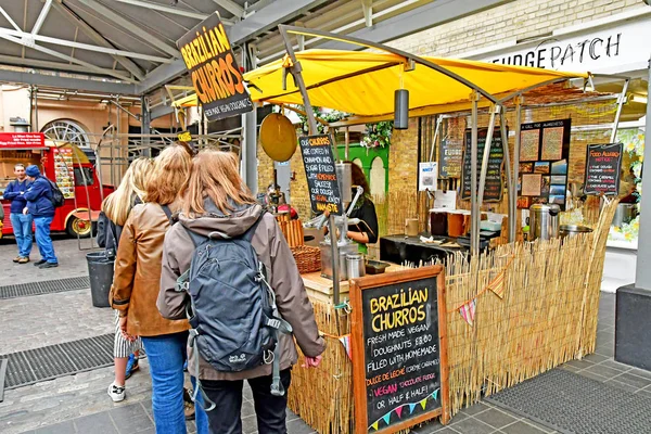 London, Greenwich; England - may 5 2019 : Greenwich market — Stock Photo, Image