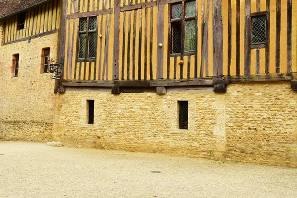 Crevecoeur en Auge; Francia - 8 agosto 2019: castello storico — Foto Stock